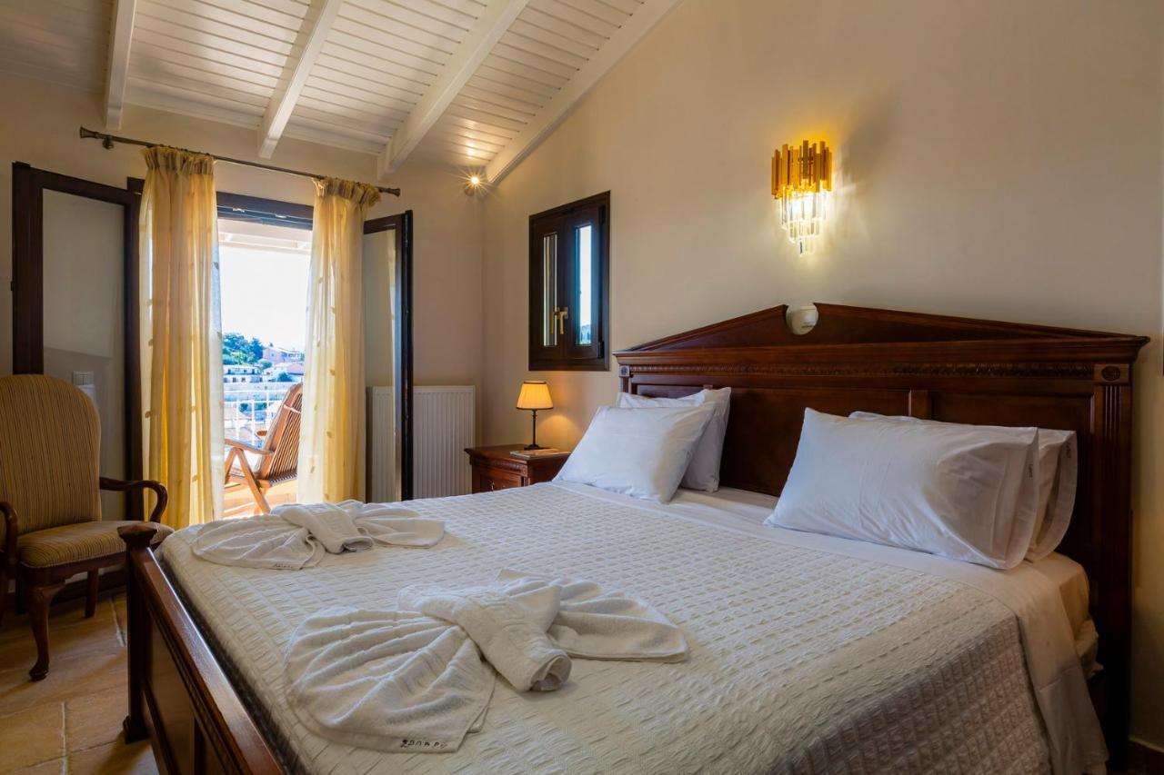 Solaris Methea- Luxury Central Villa By The Castle Касиопи Екстериор снимка