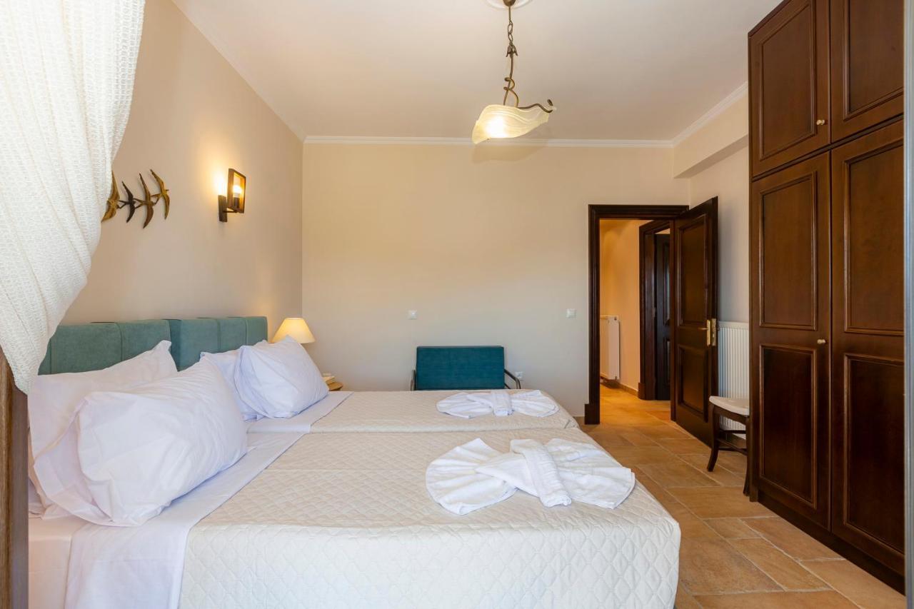 Solaris Methea- Luxury Central Villa By The Castle Касиопи Екстериор снимка